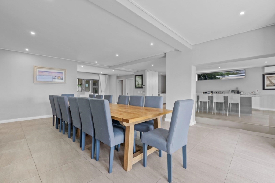 10 Bedroom Property for Sale in Camps Bay Western Cape